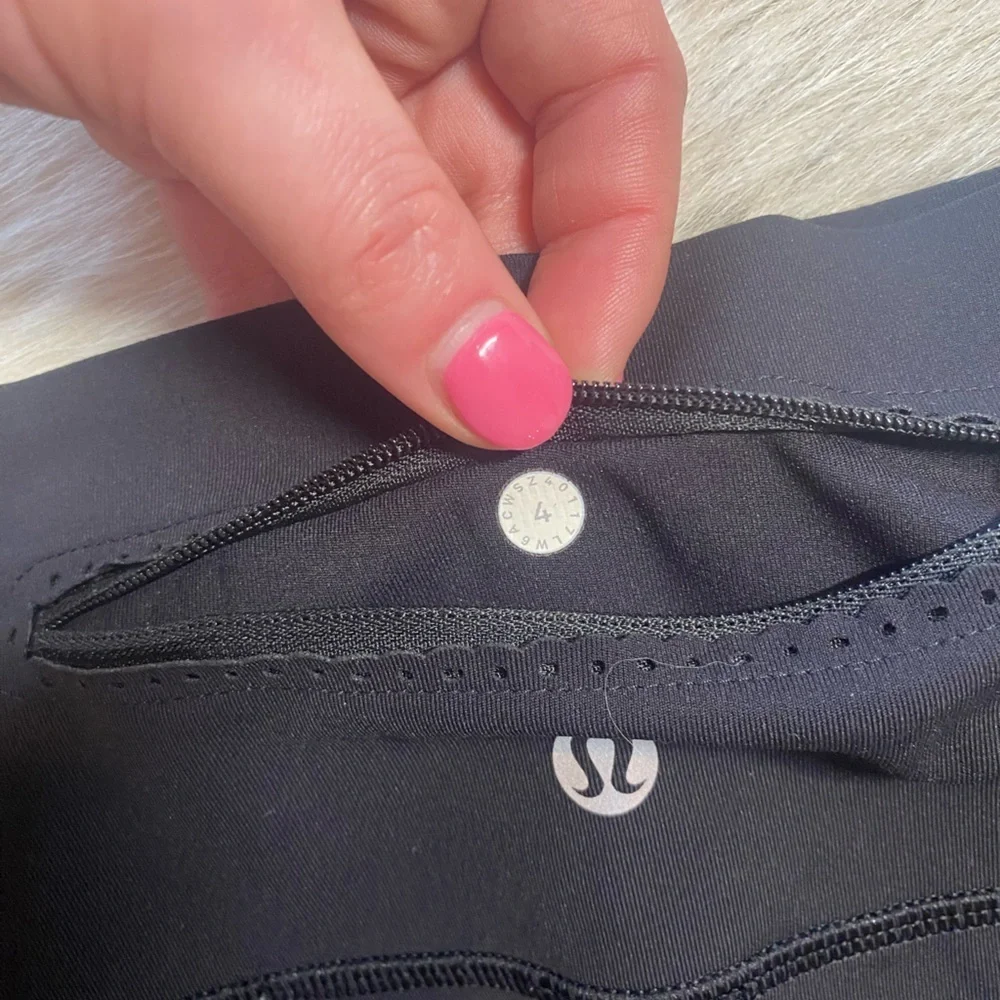 Lululemon Cropped Black Leggings